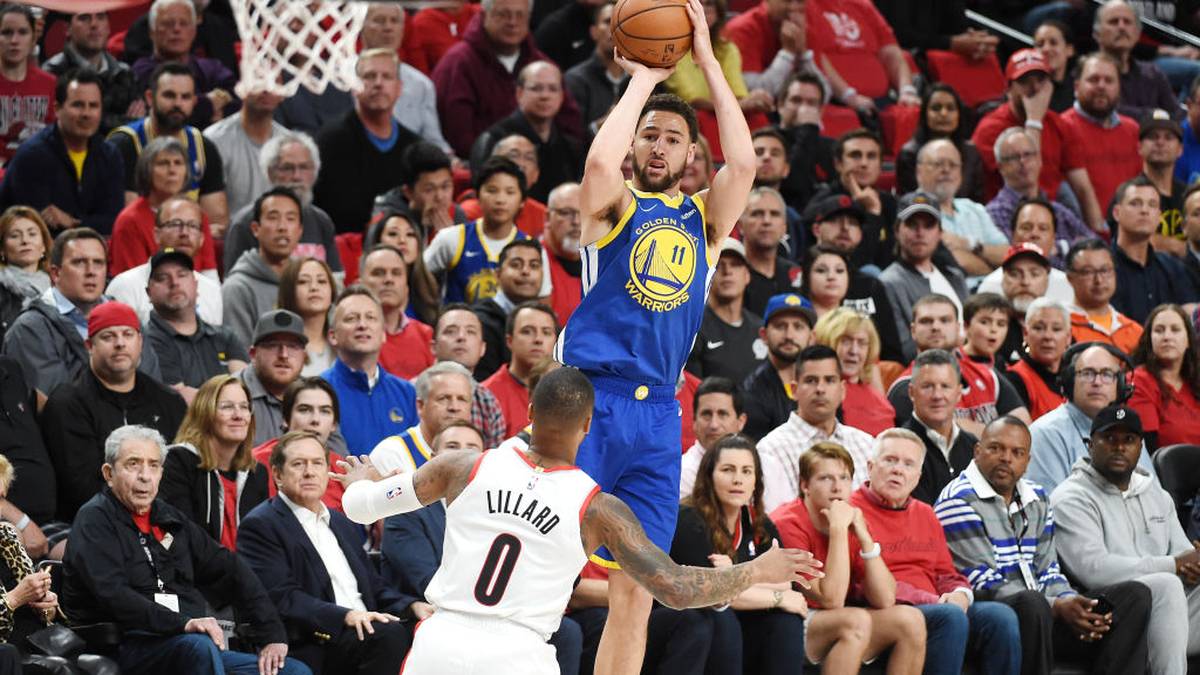 KLAY THOMPSON: Apropos kongenial. Zusammen mit Steph Curry ließ Klay Thompson den Gegner mit seinen Dreiergewittern förmlich untergehen. Holte mit den Warriors drei NBA-Meisterschaften und stellte einige Dreierrekorde auf