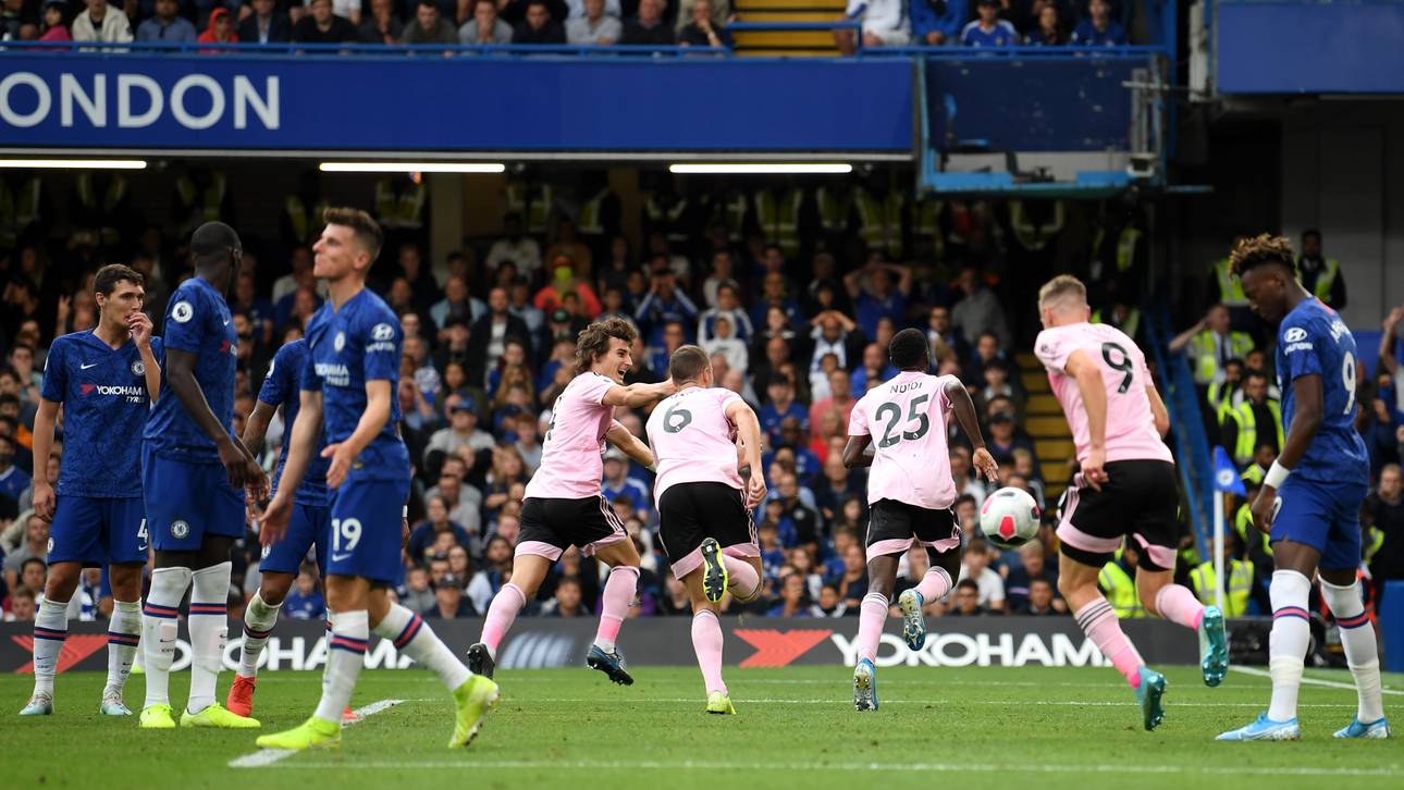 Chelsea stolpert über Leicester