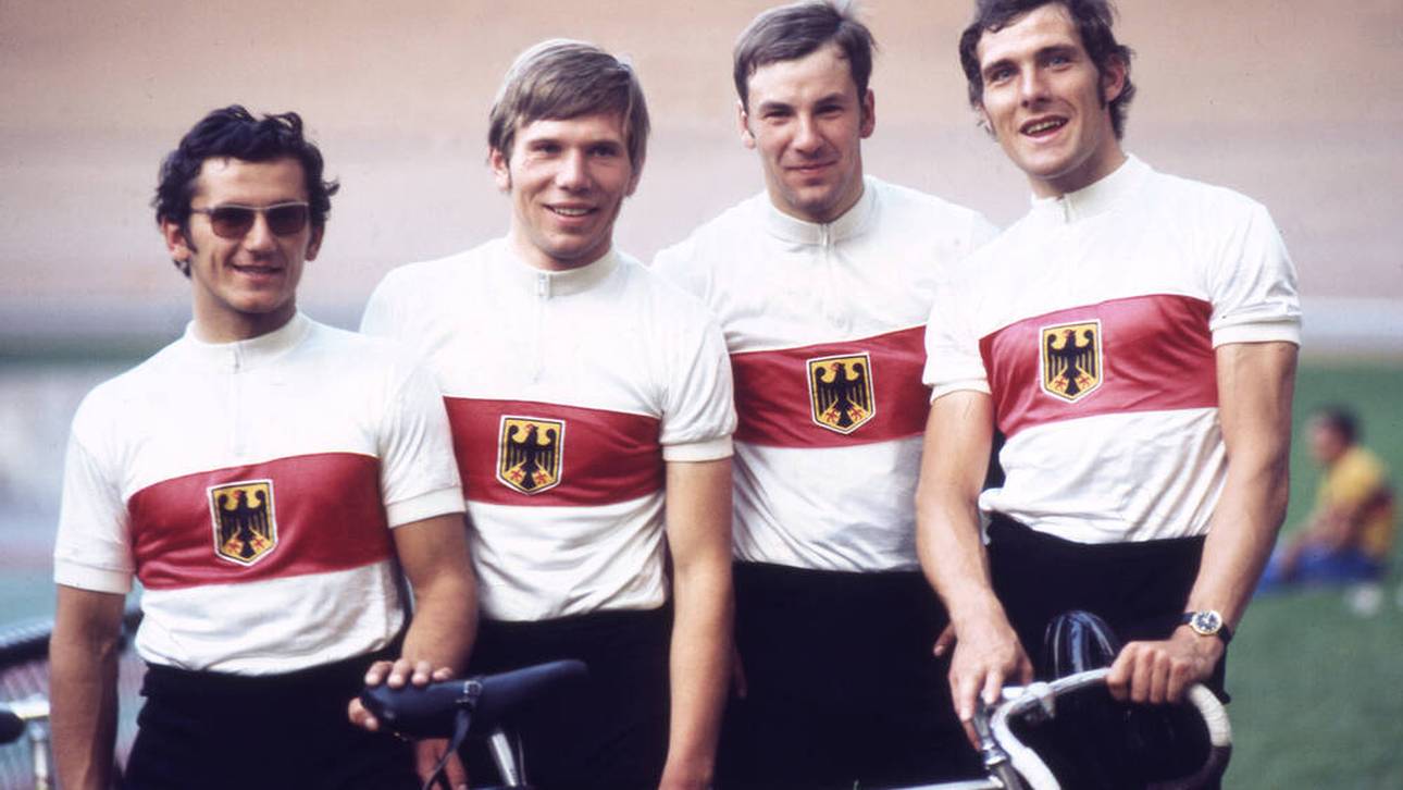 Der deutsche Gold-Vierer von München 1972: Jürgen Colombo, Günter Haritz, Günther Schumacher und Udo Hempel