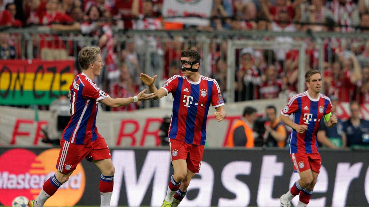 8. Platz: ROBERT LEWANDOWSKI (Bayern München) - 6 Tore