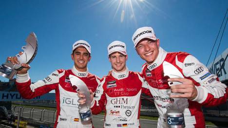 Philip Ellis gewinnt im Audi-TT-Cup auf dem Nürburgring