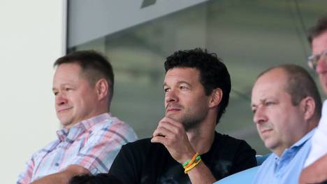 Neuer Job für Michael Ballack: Der "Capitano" wird TV-Experte! Wie die Bild am Sonntag berichtet, wird der 44-Jährige  für MagentaTV die Spiele der anstehenden Europameisterschaft analysieren.