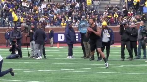 Seit mehr als fünf Jahren musste der ehemalige 49ers-Quarterback Colin Kaepernick auf ein Comeback in der NFL hoffen. Nach seinem Auftritt bei der University of Michigan könnte das Warten bald ein Ende haben.