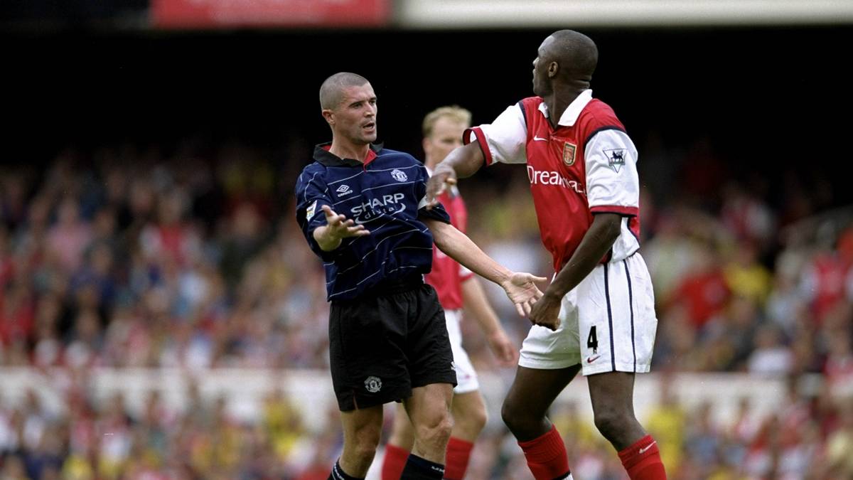 ROY KEANE/PATRICK VIEIRA: Ein Match, bei dem es kracht und knallt, ist seit jeher das Spiel zwischen Arsenal London und Manchester United. Das Duell der beiden Skipper Keane und Vieira hält England von 1996 bis 2005 in Atem