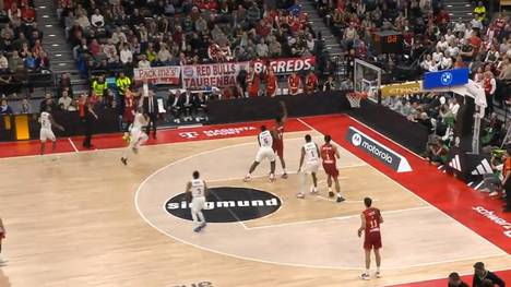 Der deutsche Europameister Andreas Obst stellt im EuroLeague-Spiel des FC Bayern München gegen Baskonia einen persönlichen Rekord auf.