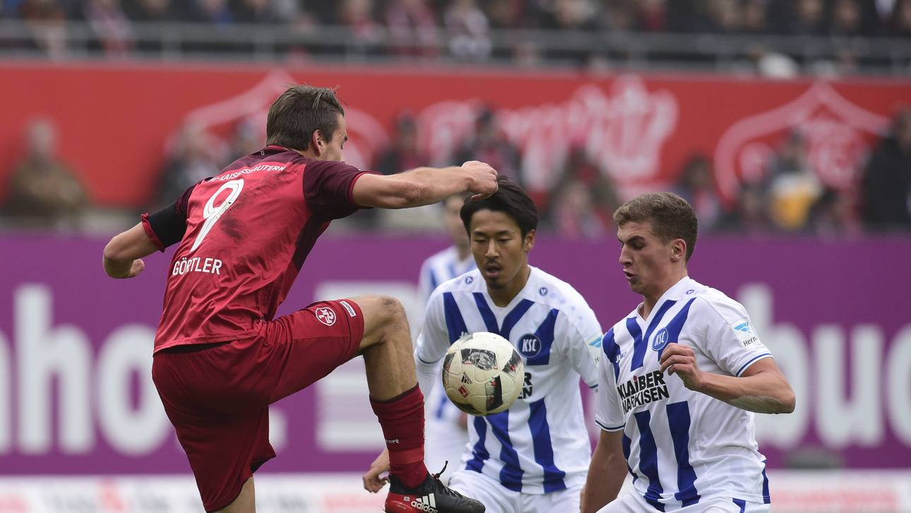 KSC bremst seine Talfahrt im Derby