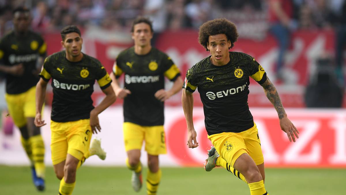 PLATZ 3 - Axel Witsel (Borussia Dortmund): 1108 angekommene Pässe