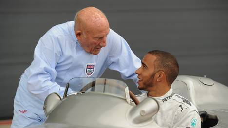 Sir Stirling Moss und Lewis Hamilton bei einem Treffen im Mai 2013 - F1 Grand Prix of Great Britain Previews