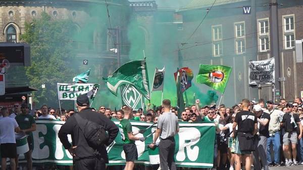 Spektakuläre Bilder bei Fanmarsch durch Bremen