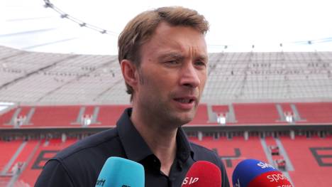Schon nach dem 2. Spieltag hat sich Bayer Leverkusen von Trainer Erik ten Hag getrennt. Simon Rolfes bezieht zu dieser Entscheidung Stellung.