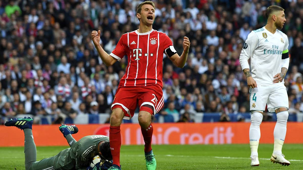 Der FCB-Mann gewann bereits sieben Mal die deutsche Meisterschaft und so ziemlich jeden Titel, den der internationale Fußball zu bieten hat. Doch hat er in dieser Saison eine blaue Karte verdient? 