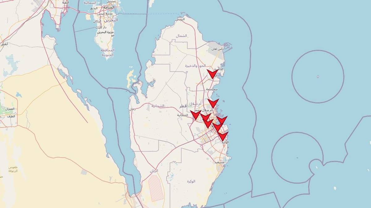 Karte der WM-Stadien in Katar: Die Standorte der acht WM-Stadien in Katar - von Nord nach Süd: al-Bayt, Lusail Iconic, Ahmad bin Ali, Education City, 974, Khalifa International, al-Thumama, al-Janoub