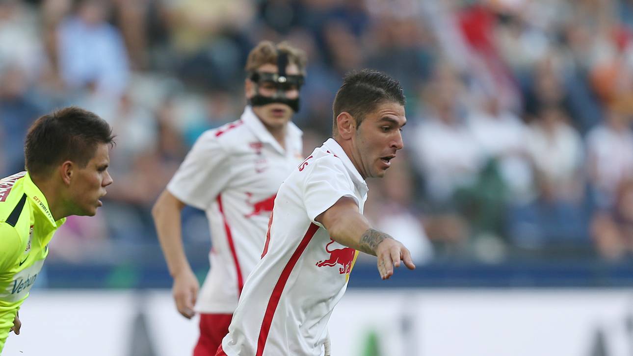 Salzburg mit Kantersieg an die Spitze