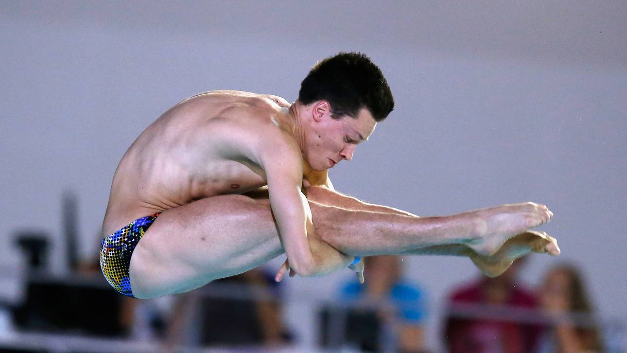 Hausding holt Silber und Bronze