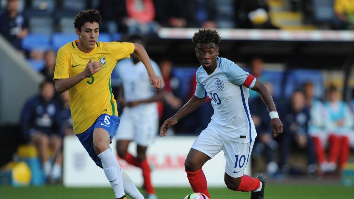 ANGEL GOMES (*31. AUGUST 2000): Spielmacher Gomes debütierte vergangene Saison in der Premier League und wurde dabei für Wayne Rooney eingewechselt. Die United-Legende wechselte dann zurück zu seinem Jugendverein Everton, während dem Spielmacher die Zukunft gehört