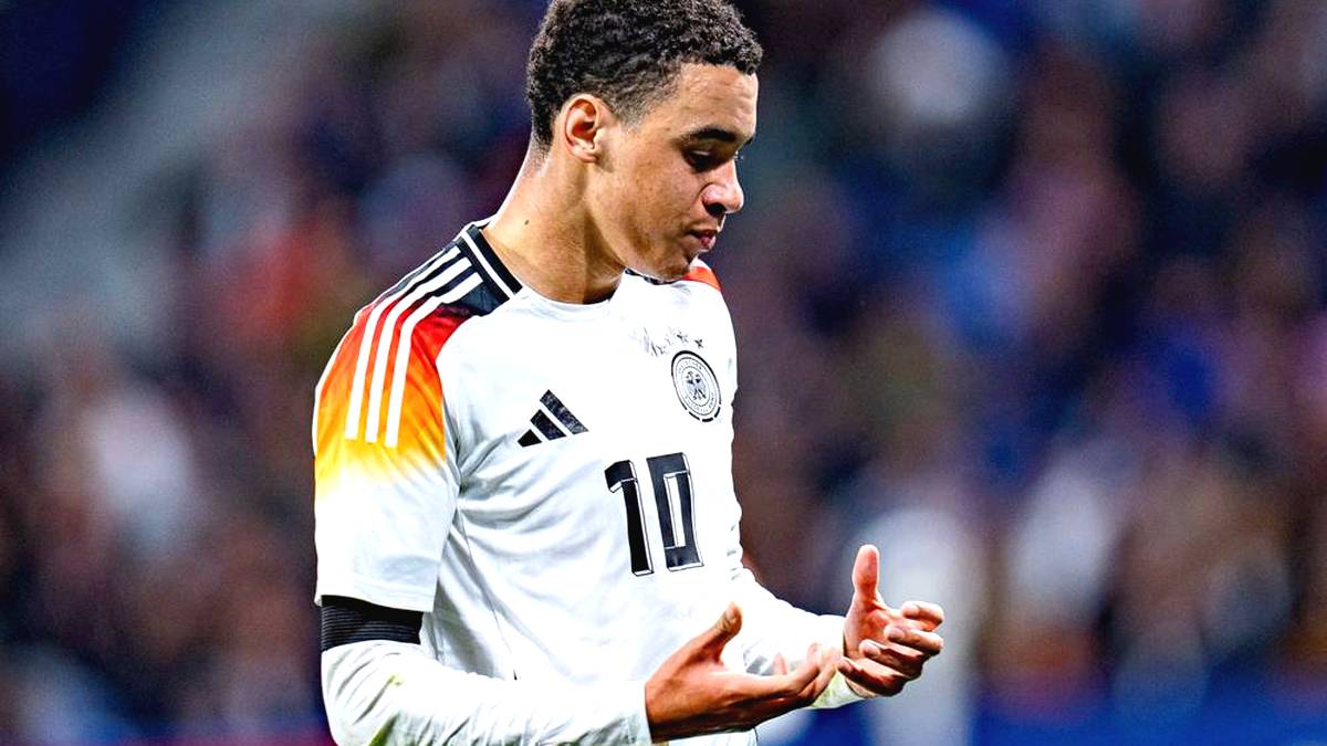 JAMAL MUSIALA (FC Bayern München/21 Jahre/27 Länderspiele)