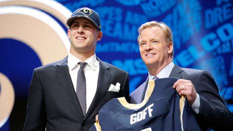 Jared Goff wurde von NFL-Commissioner Roger Goodell als Erster aufgerufen