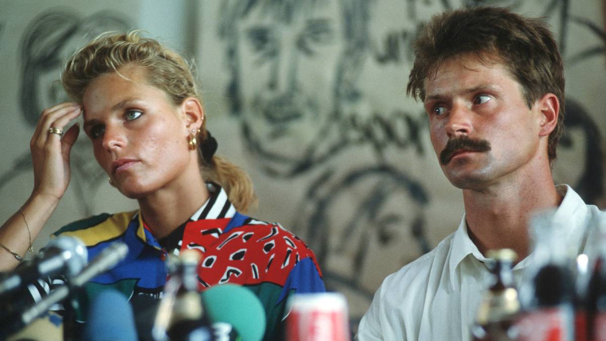 Obwohl der Wirkstoff damals noch nicht auf der offiziellen Dopingliste steht, wird Krabbe für zwei Jahre gesperrt. Krabbe zieht dagegen später vor Gericht und erhält 1,2 Millionen DM Schadenersatz