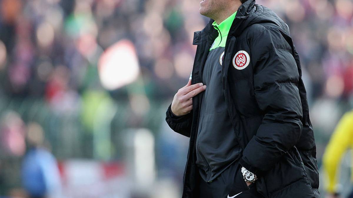 MARC KIENLE (46) - ehemalige Vereine: MSV Duisburg, Karlsruher SC, VfB Stuttgart, Alemannia Aachen
Erfolge: Deutscher Meister 1992
