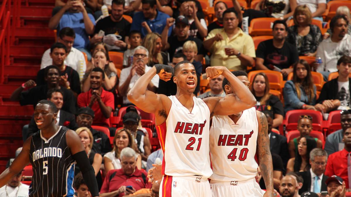 An der 33. Stelle geht damals Hassan Whiteside weg. Der Center zählt für Miami inzwischen zu den besten Big Men der Liga. Dallas hätte mit aktuell ein Problem weniger und eine Rebound-Maschine mehr