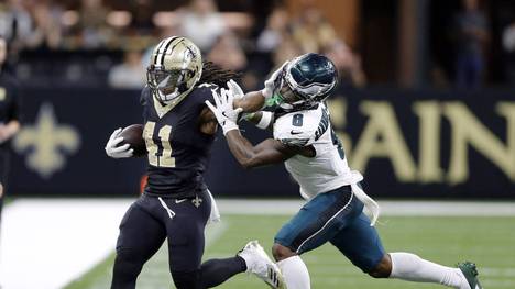 New Orleans Saints running back Alvin Kamara (41) is pushed out of bounds by Philadelphia Eagles safety C.J. Gardner-Johnson (8) at the Caesars Superdome in New Orleans on Sunday, September 22, 2024. PUBLICATIONxINxGERxSUIxAUTxHUNxONLY NOP2024092213 AJxSISCO