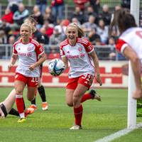 Die Frauen des FC Bayern können sich heute den Meistertitel sichern. Beim Auswärtsspiel gegen Bayer Leverkusen stehen die Chancen durchaus gut.