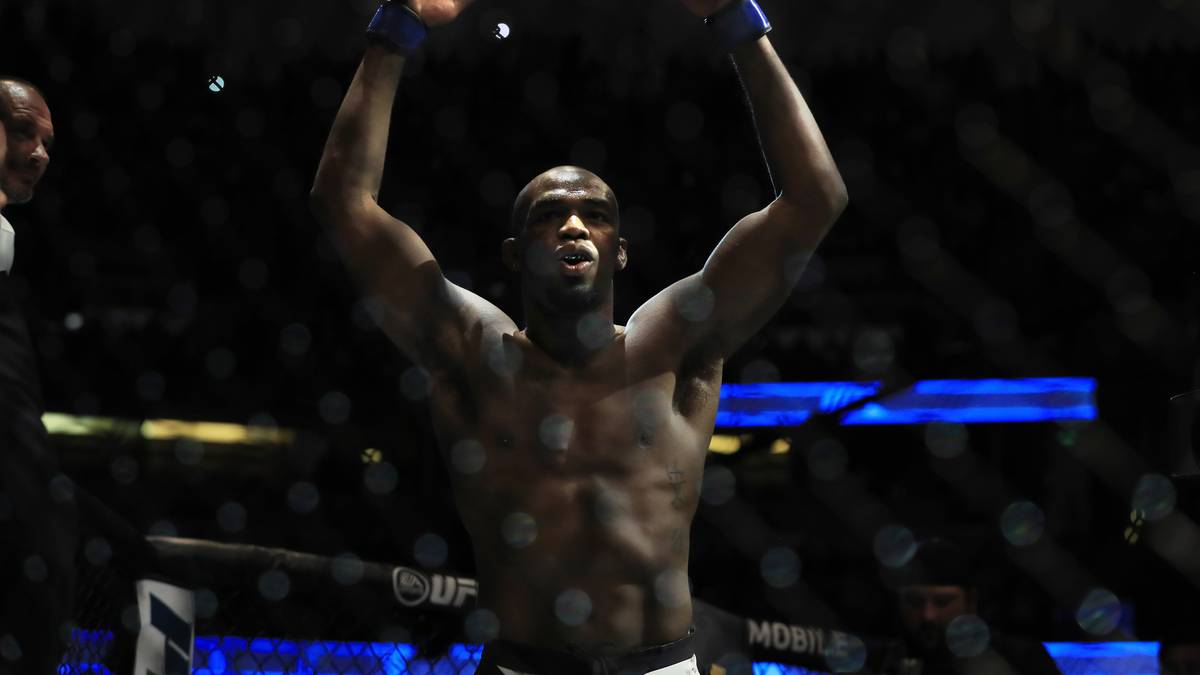 SKANDAL-AKTE JON JONES: Der zweimalige Halbschwergewichts-Champion gilt unter Experten als bester Athlet der UFC. Immer wieder aber macht er sich sein sportliches Potenzial durch teils unglaubliche Aktionen selbst zunichte