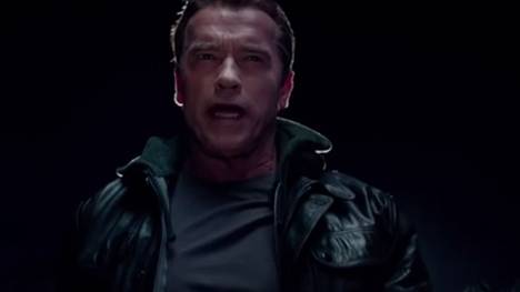 Als Terminator wird es Arnold Schwarzenegger auch beim Super Bowl krachen lassen.