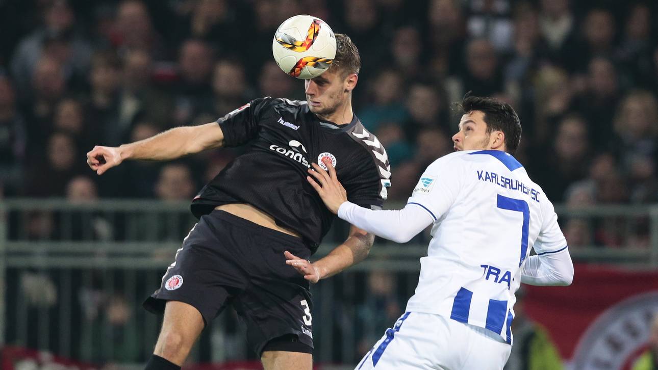 Sobiech unterschreibt neuen Vertrag