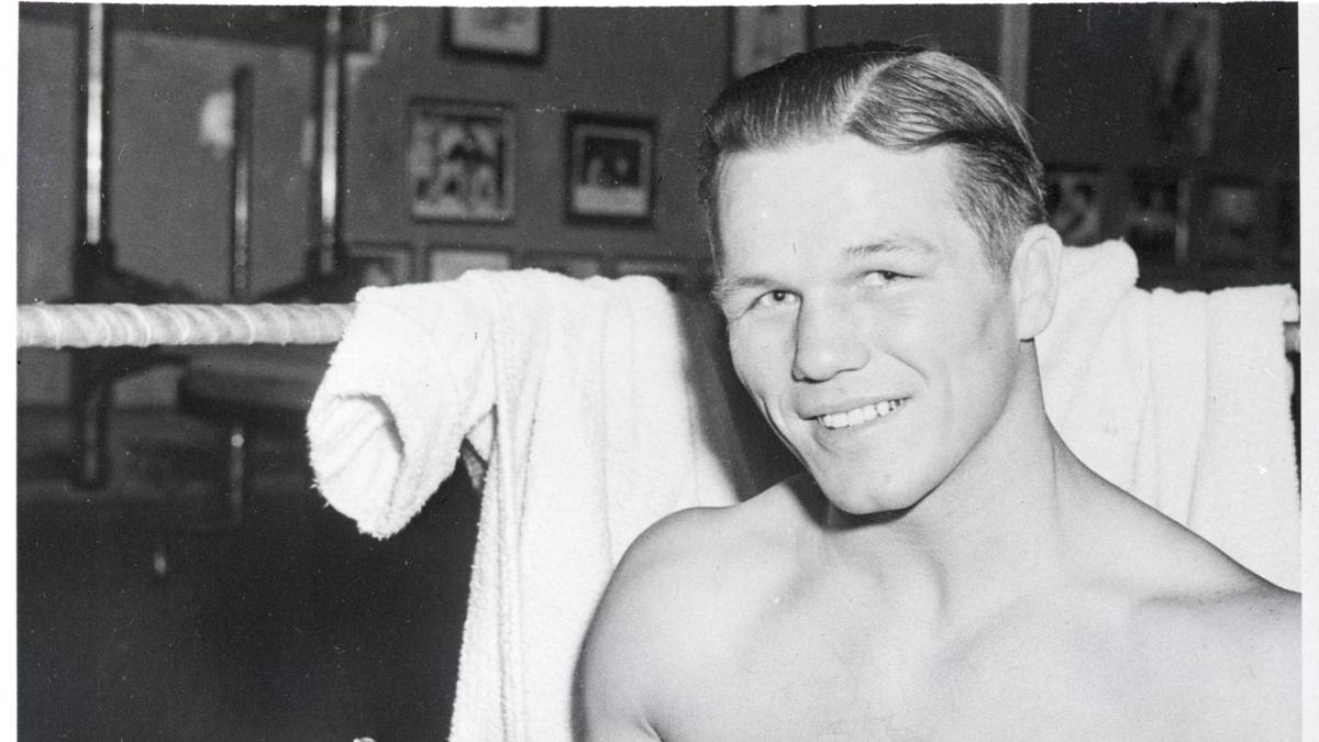 RANG 2 - Zale vs. Pryor, 135.000 Zuschauer: In den Juneau Park in Milwaukee strömten 135.000 Fans, um den Kampf zwischen Tony Zale gegen Billy Pryor zu sehen. Dabei ging es bei Zales Sieg im August 1941 nicht einmal um einen Titel