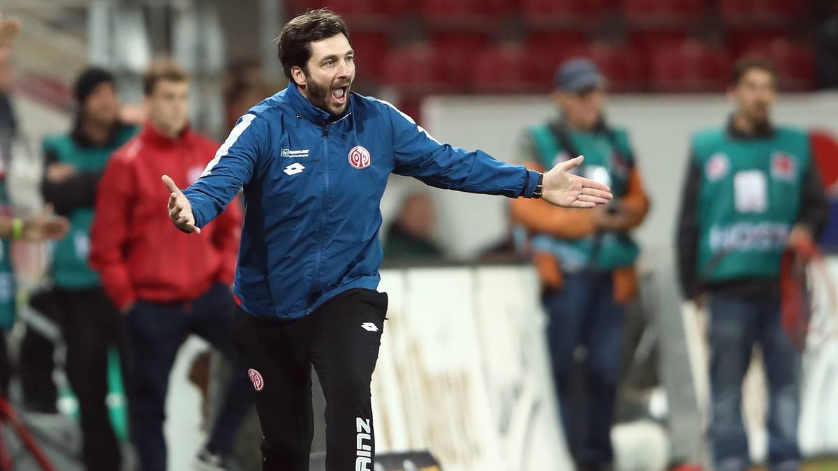 PLATZ 14 - SANDRO SCHWARZ (Mainz 05): Wurde zu Saisonbeginn vom Coach der Reserve zum Trainer des Profikaders befördert. Startete solide in die Meisterschaft, allerdings auch nicht mehr   