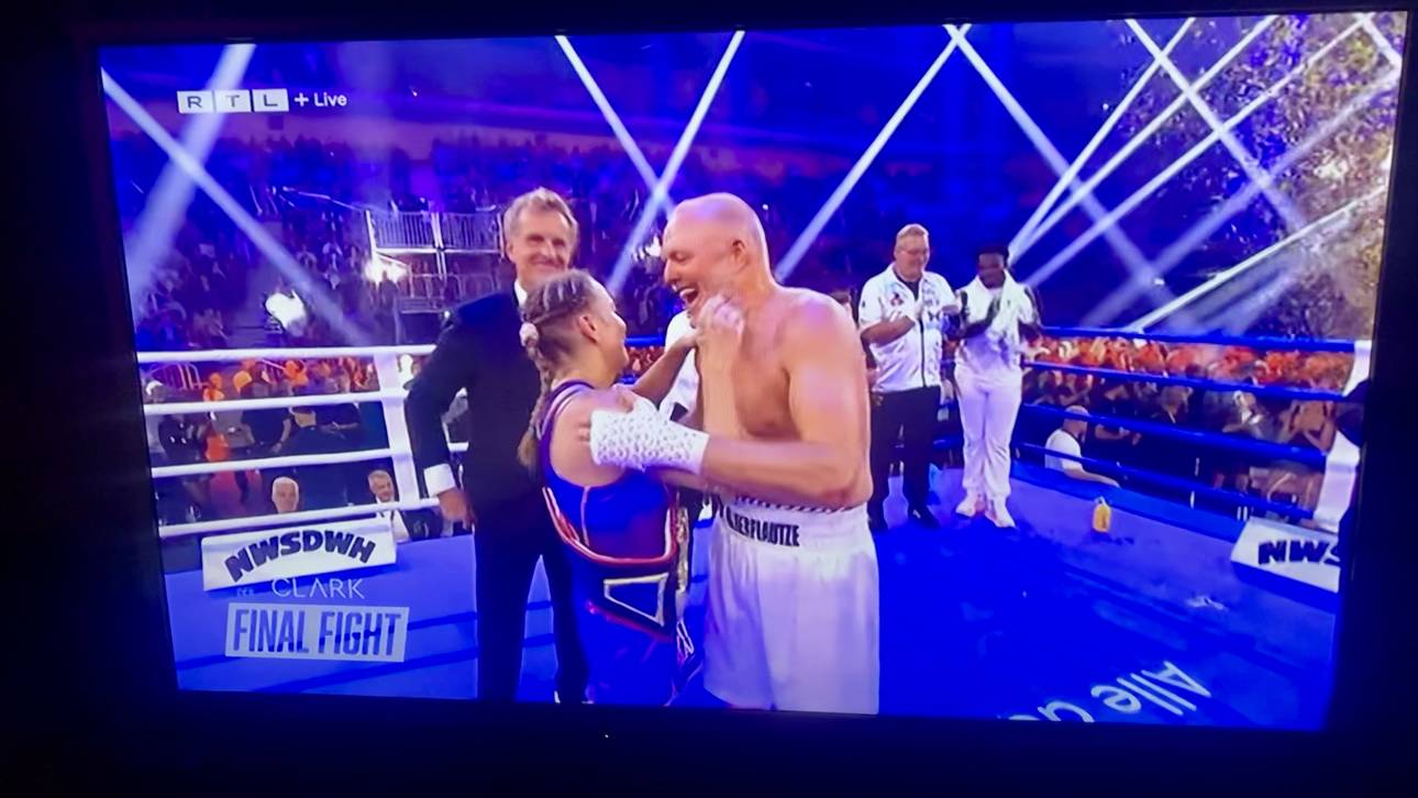 Raab verliert und verkündet Hammer