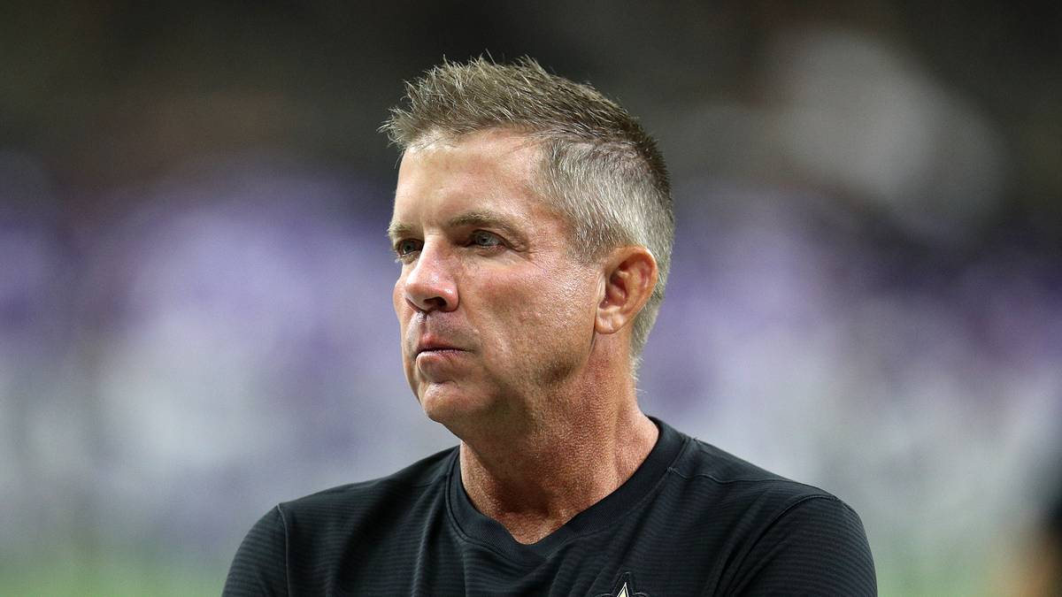 TRAINER - Seit 2006 trainiert Sean Payton die Saints bereits, mit 118 Siegen unter seiner Regie hat New Orleans die meisten überhaupt unter einem Trainer. Dennoch sprang lediglich 2009 die Meisterschaft heraus, zuletzt misslang trotz Platz eins in der NFC South zweimal in Folge der Einzug in den Super Bowl