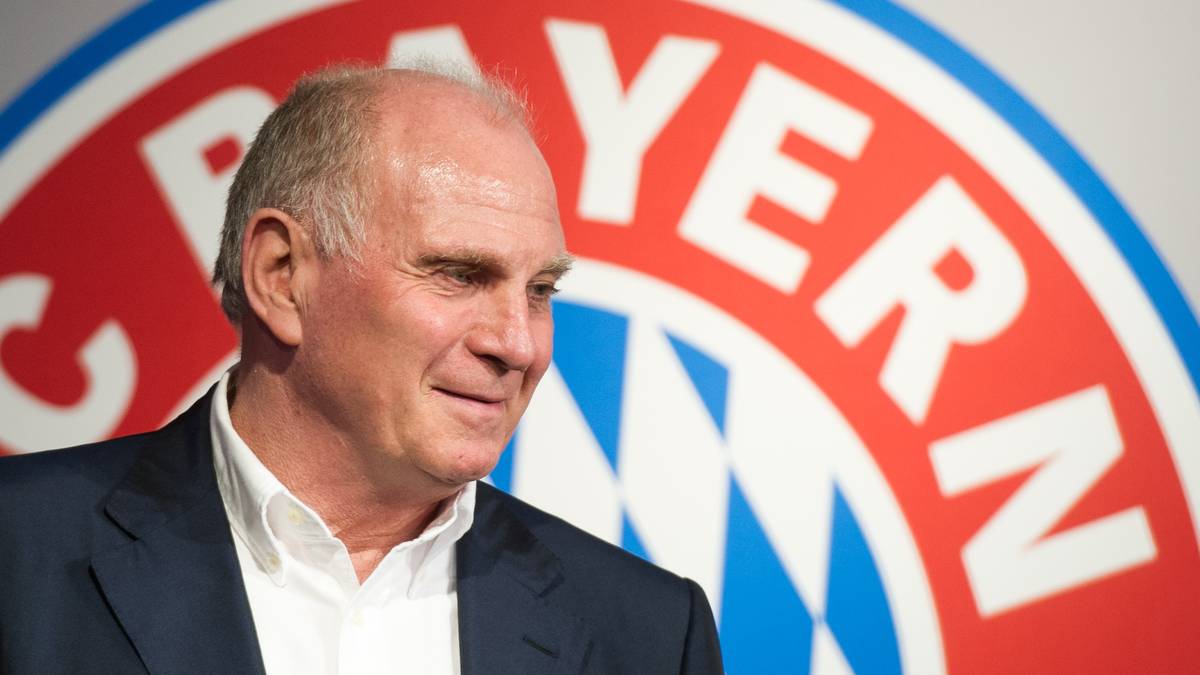 Uli Hoeneß ist zurück im Fußball-Geschäft, schon seit Jahrzehnten prägt er es. Am Donnerstag, dem 5. Januar, feiert der Mann, der den FC Bayern aufbaute, seinen 65. Geburtstag. SPORT1 blickt zurück auf Hoeneß' bewegten Lebensweg mit vielen Titeln, einem Flugzeugabsturz und einer Haftstrafe