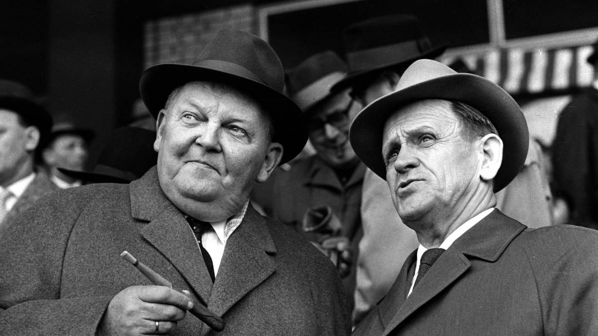 Für den Bundestrainer Herberger folgten nach 1954 schwierige Jahre. Bei den nächsten zwei Weltmeisterschaften konnte Deutschland seinen Erwartungen nicht gerecht werden. Herberger legte sein Amt 1964 nieder. Verstarb 1977 im Alter von 80 Jahren