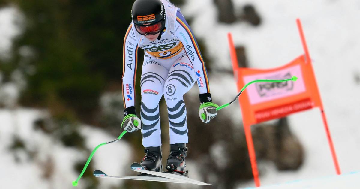 Next bombshell: Weidle-Winkelmann finishes second ahead of Vonn