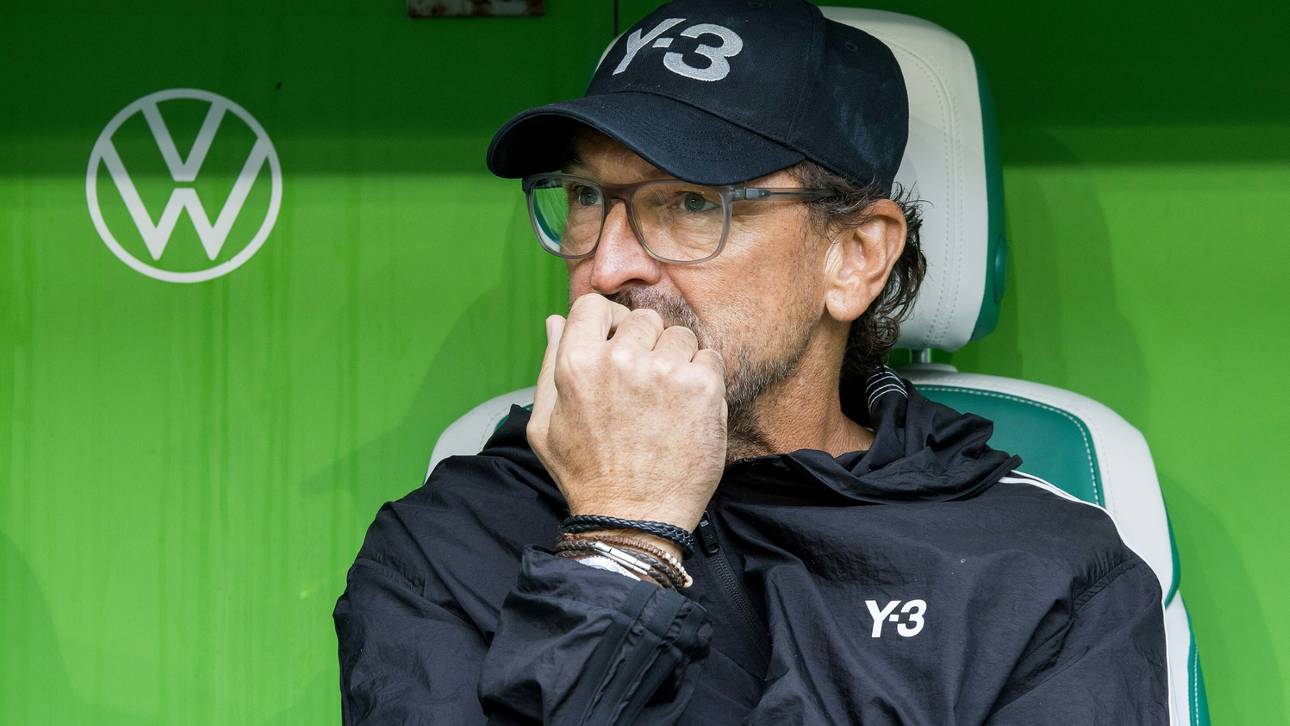 „Gehört sich nicht“: Wollitz attackiert eigene Fans