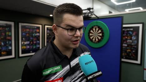 Gian Van Veen steht vor seinem ersten WM-Finale. Sein Gegner ist der amtierende Champion Luke Littler. Dennoch weiß er um seine Chance.