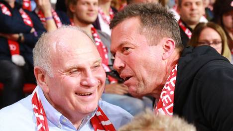 Sie sind zwei Alphatiere, die keine Freunde mehr werden. Lothar Matthäus und UIi Hoeneß sind schon öfter aneinander geraten und haben sich teilweise wilde Wortgefechte geliefert.