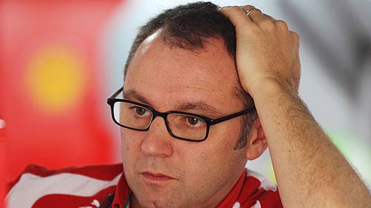 Auf die sportliche Krise reagierte das Team bereits zu Beginn der Saison mit der Entlassung von Teamchef Stefano Domenicali, der 2008 Jean Todt an der Spitze des Formel-1-Teams abgelöst hatte
                  
                  