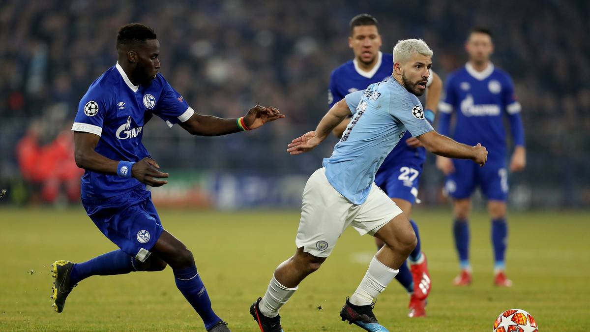SALIF SANE: Passte beim Anspiel von Fährmann vor dem 0:1 nicht richtig auf. Hätte aber auch gar nicht angespielt werden dürfen. Deshalb trifft ihn nur eine kleine Teilschuld. Holte zwar zweiten Elfmeter heraus, fiel aber gegenüber Nastasic und Bruma etwas ab. SPORT1-Note: 4