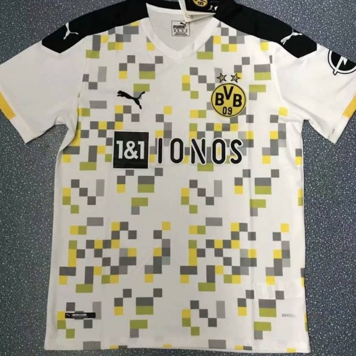 Bvb Neues Ausweich Trikot Von Borussia Dortmund Offenbar Geleaked