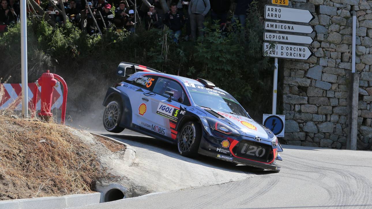 Neuville feiert ersten Saisonsieg