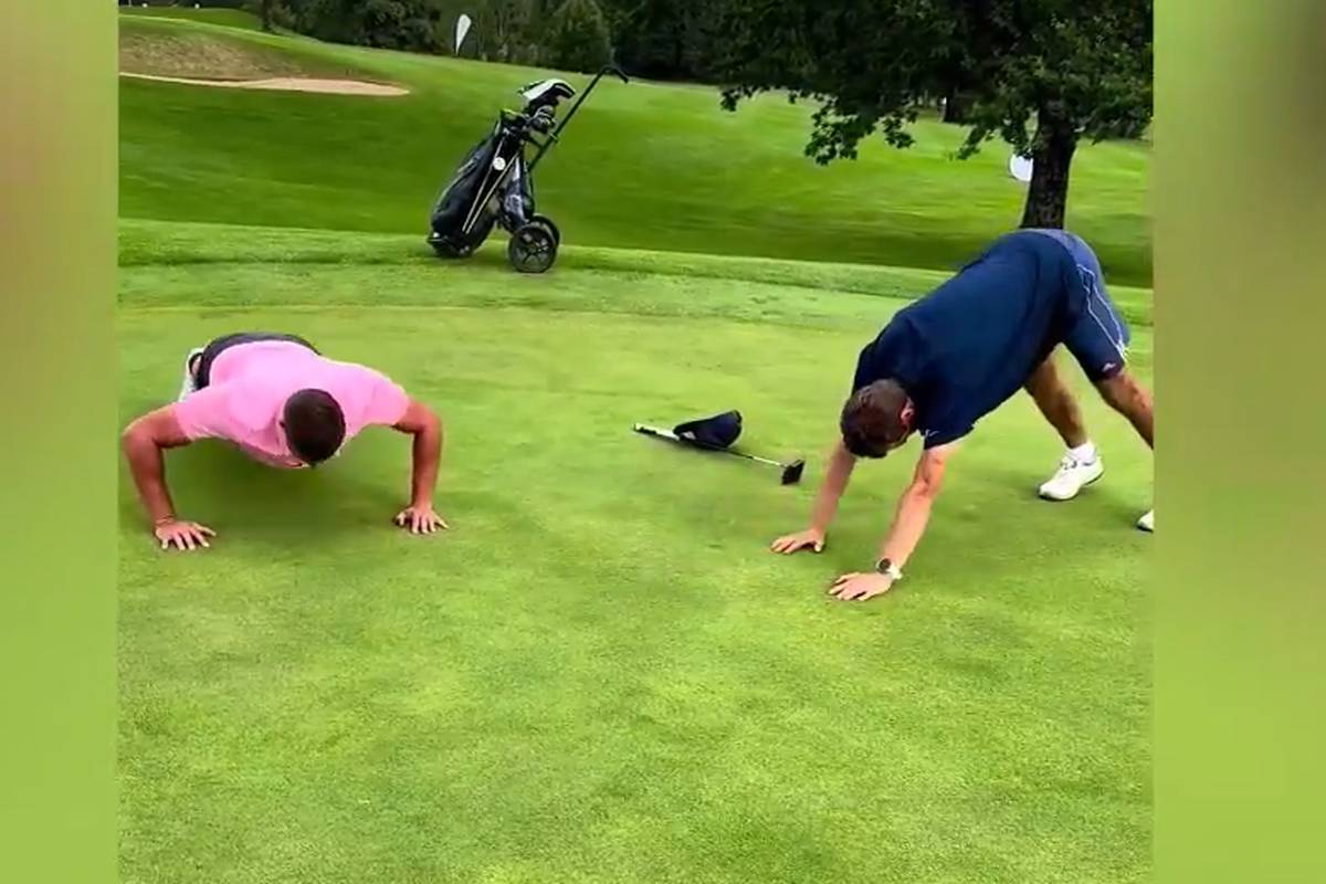 Das Team Müller/Dreßen verliert gegen das Duo Neureuther/DJ Bobo beim Golf. Als Strafe müssen die Verlierer Liegestützen machen, Thomas Müller bekommt dabei am Ende etwas Probleme.