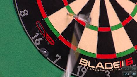 Martin Schindler zeigt gegen Keane Barry eine bärenstarke Leistung. Dabei wird dem Iren ein Dart zum Verhängnis. 