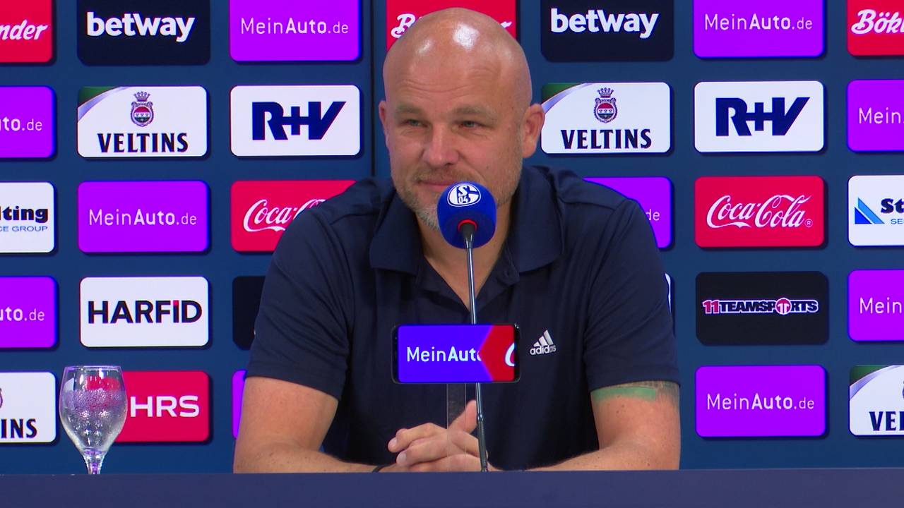 FC Schalke: Sportdirektor Rouven Schröders Wunsch zum Geburtstag des VAR