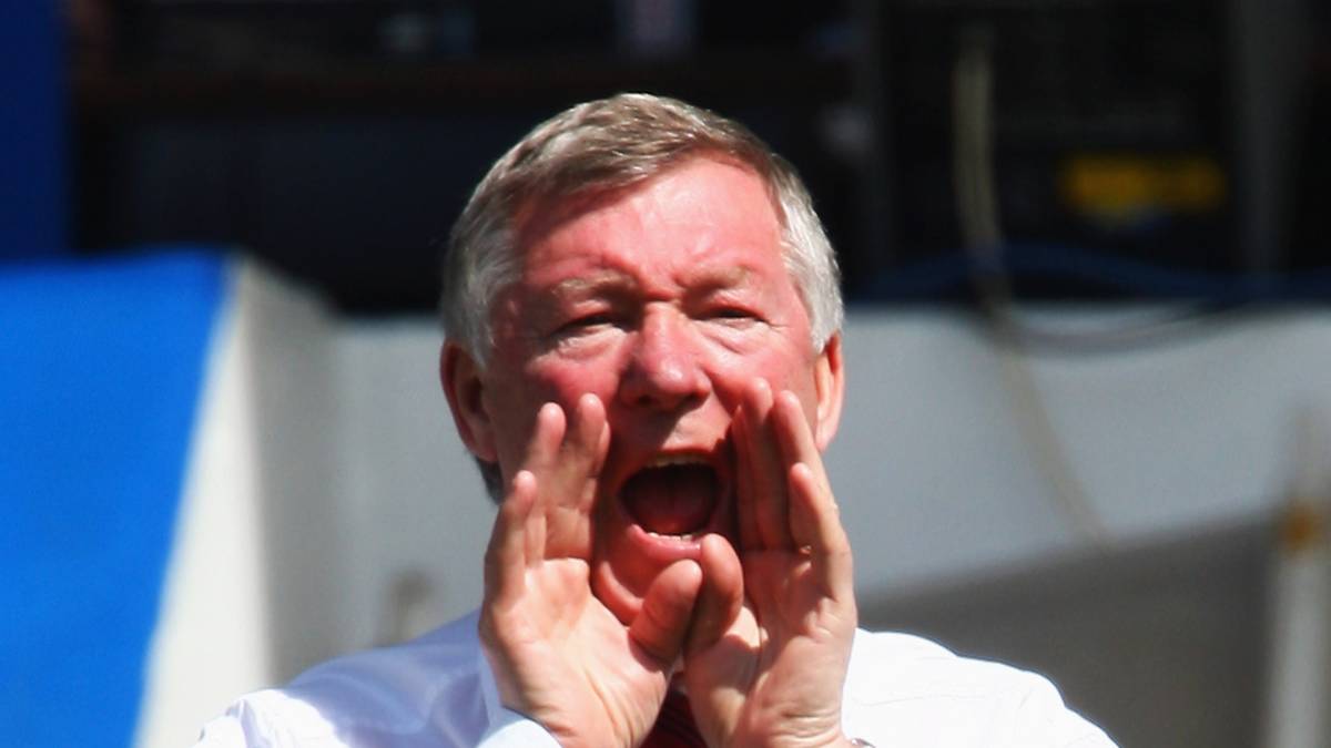 Fergusons Temperament war übrigens auch bei den eigenen Spielern gefürchtet. Er hatte den Spitznamen "der Föhn", weil er ihnen seine Wut förmlich ins Gesicht blies