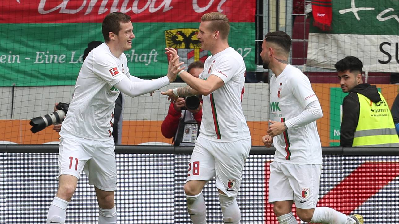 Augsburg und Wolfsburg siegen