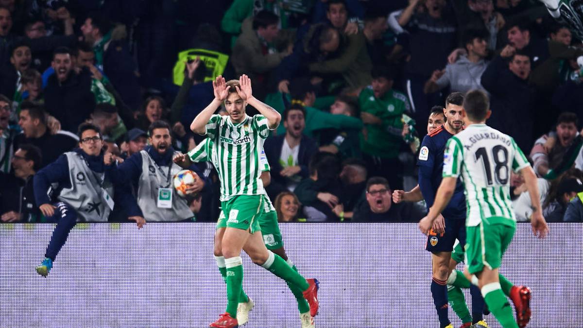 LOREN MORON GARCIA: Der Stürmer von Betis Sevilla hatte einen Lauf und traf in den ersten drei La-Liga-Spiel je einmal. Jetzt hat der Spanier aber ein wenig Ladehemmung. Auf Platz zwei liegen zudem noch DANI PAREJO vom FC Valencia und RAUL GARCIA von Athletic Bilbao gleichauf