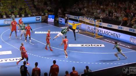 Zunächst deutete alles auf ein Handball-Topspiel auf Augenhöhe hin, dann war Mathias Gidsel nicht mehr zu halten: Nach einem rauschhaften Sieg gegen Melsungen kommen die Berliner dem Meistertitel näher.